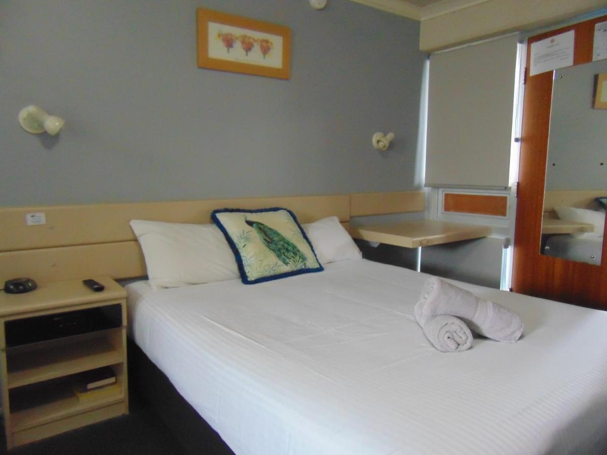 Rockhampton Court Motor Inn ภายนอก รูปภาพ