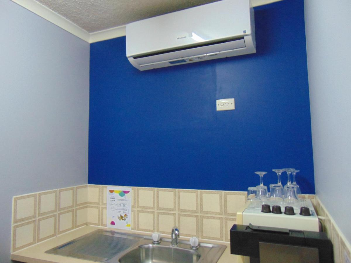 Rockhampton Court Motor Inn ภายนอก รูปภาพ